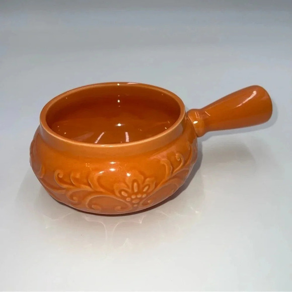 Set of 2 Soup Crocks Yellow and Orange Embossed Glazed 13oz with Handles‎ - Picture 9 of 13
